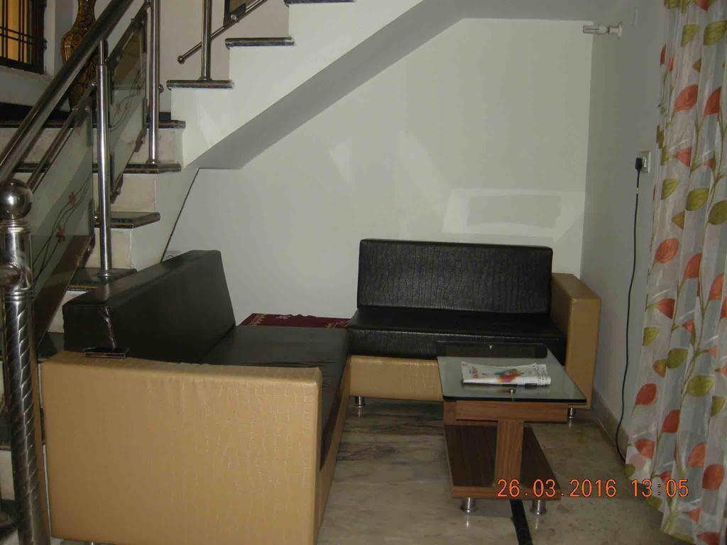 Sadhna Guest House Bhopal Buitenkant foto